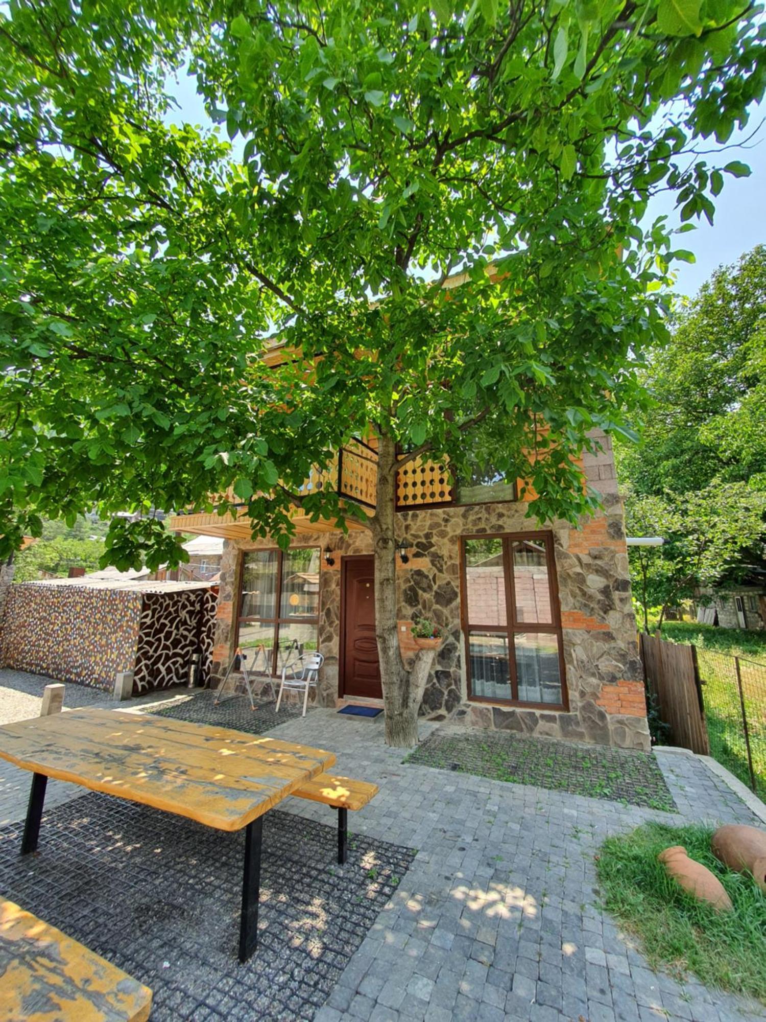 Апартаменты Levani's Боржоми Номер фото